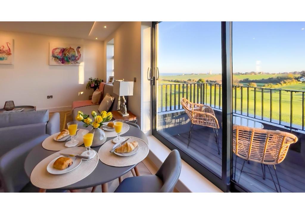 The Fairways-Luxury Ocean & Golf View Escape by AH