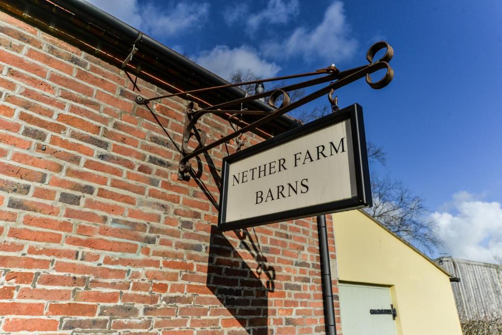 Nether Farm Barns (Ashbourne)
