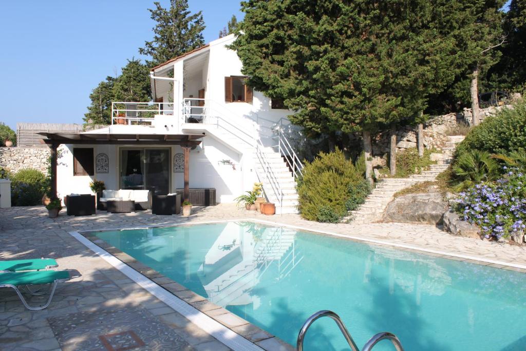 Villa Paparouna (Magaziá)