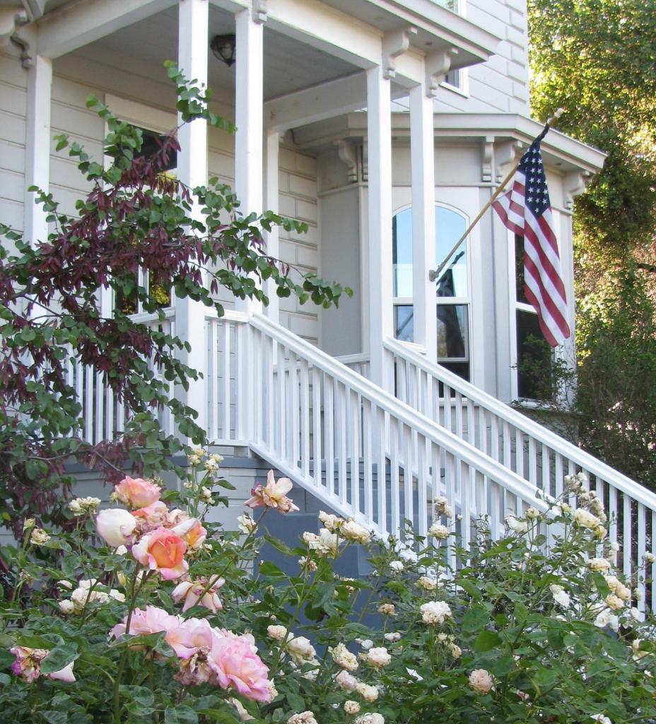 Yosemite Rose Bed and Breakfast (Groveland)