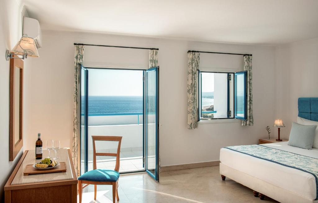 Mitsis Norida Beach Hotel