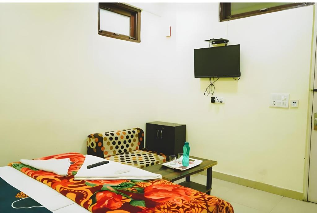 Premium Rooms Lajpat Nagar