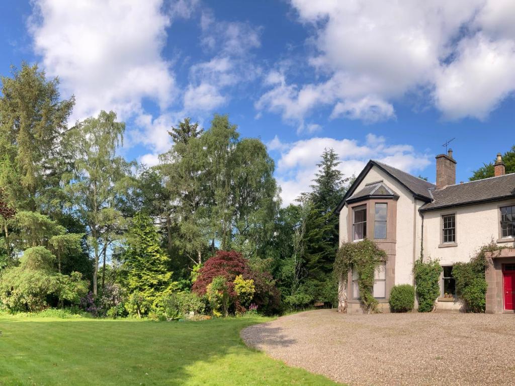 Heathpark House (Blairgowrie)