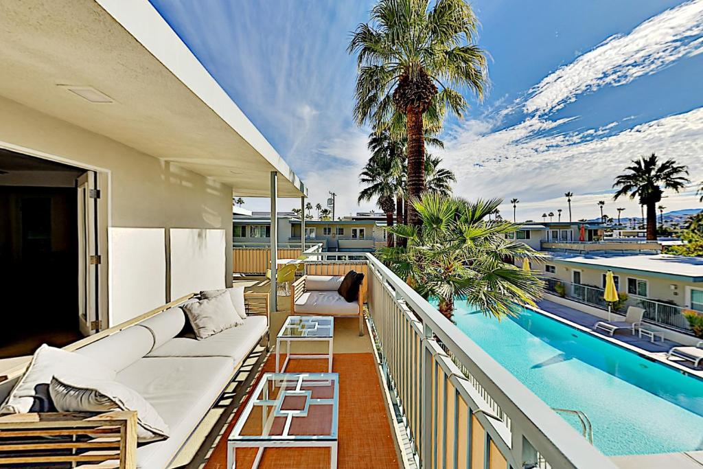 Albert Frey's Villa Hermosa Unit 21