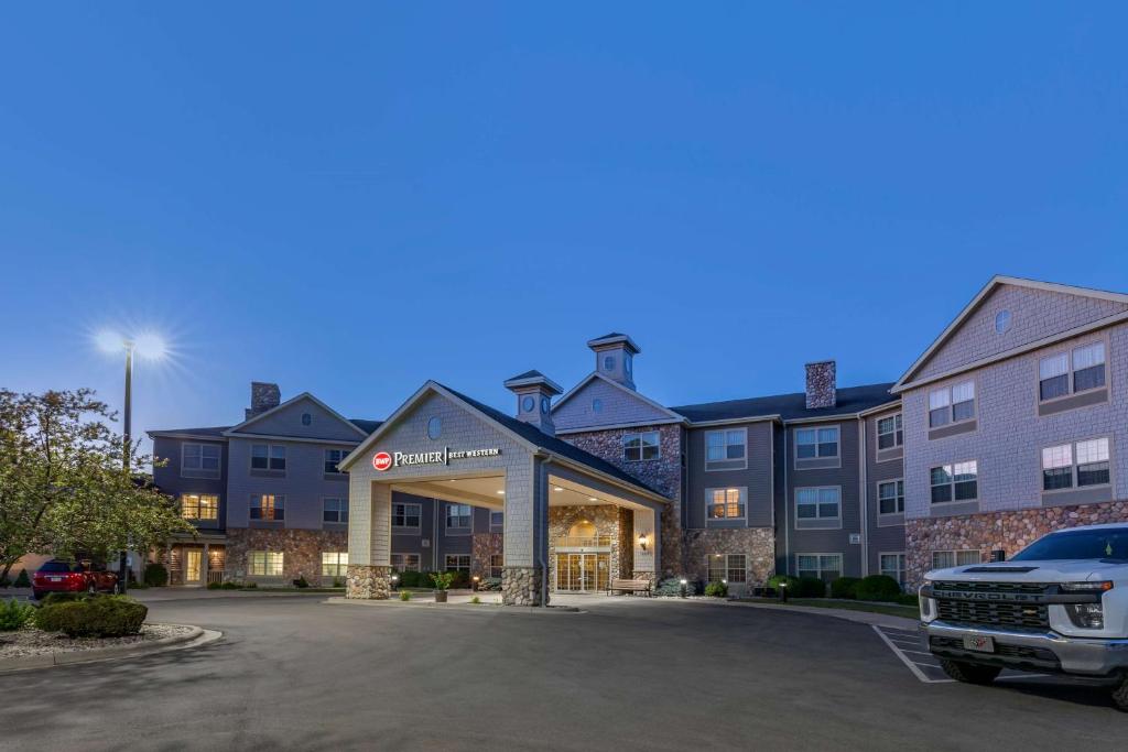 Best Western Premier Bridgewood Hotel Resort (Neenah)