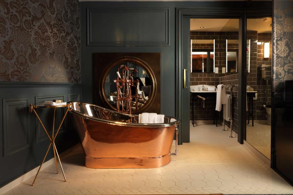 The Impeccable Pig (Sedgefield)