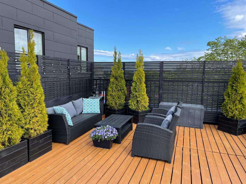 City Terrace Apartment Avangard
