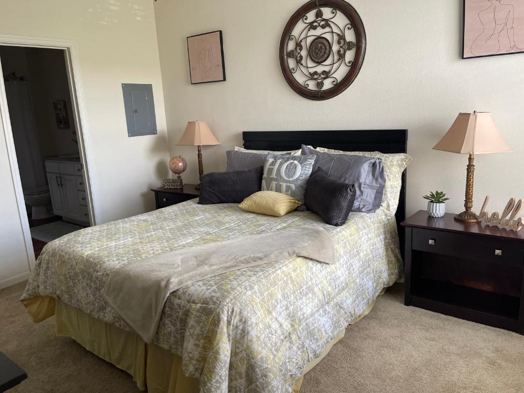 Elegant cozy private 1br1ba apartment close to everything!