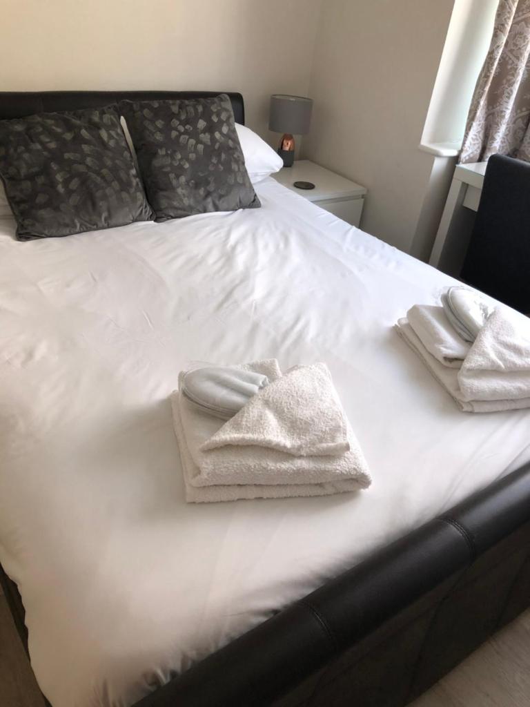 FIVEWAYS HAPPY STAYS