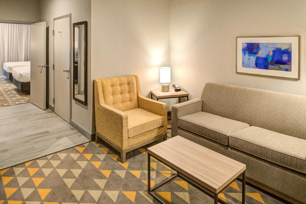Holiday Inn Hotel & Suites - Houston West - Katy Mills