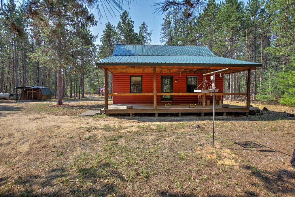 Private South Boardman Cabin on 10 Forest Acres! (Fife Lake)