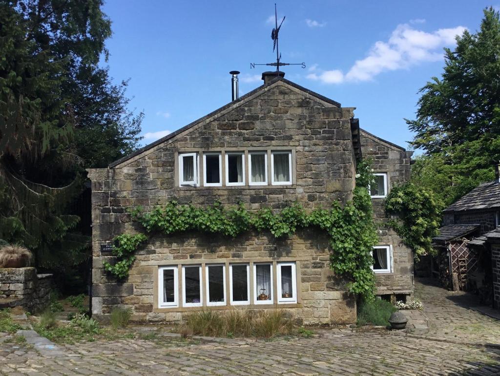 Tyas Cottage (Slaithwaite)