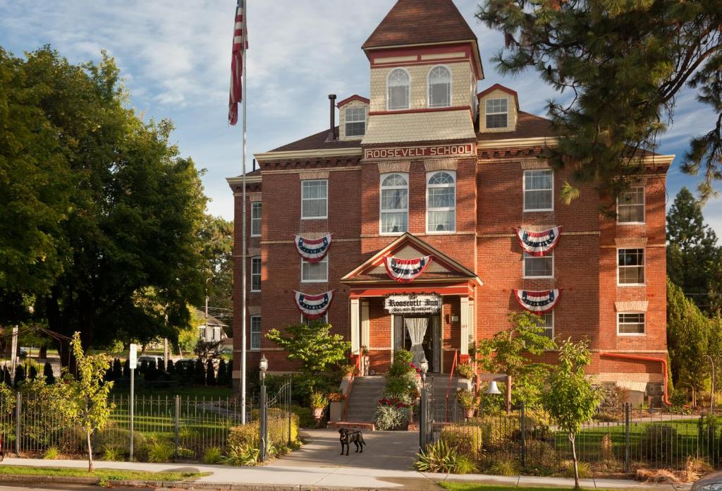 The Roosevelt Inn (Coeur d'Alene)