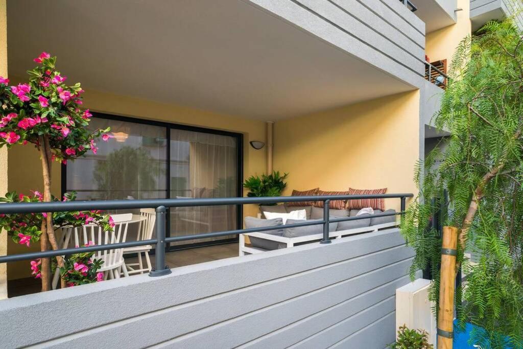 Studio NEUF - PORTES DE MONACO - CONFORT - Wifi - Clim