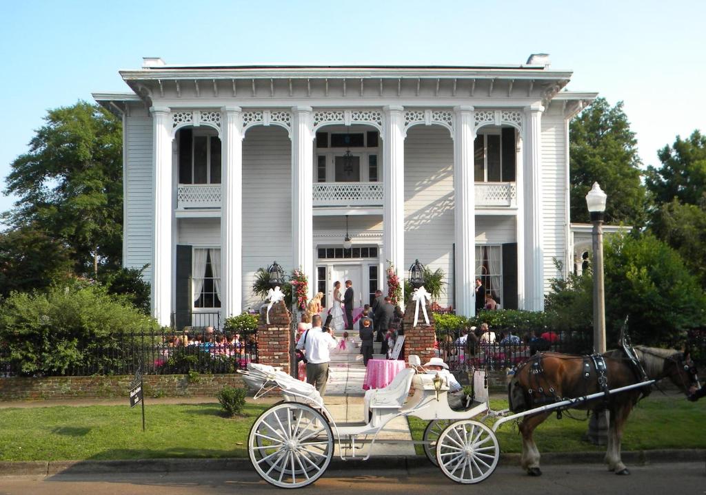 Shadowlawn Bed and Breakfast (Columbus)
