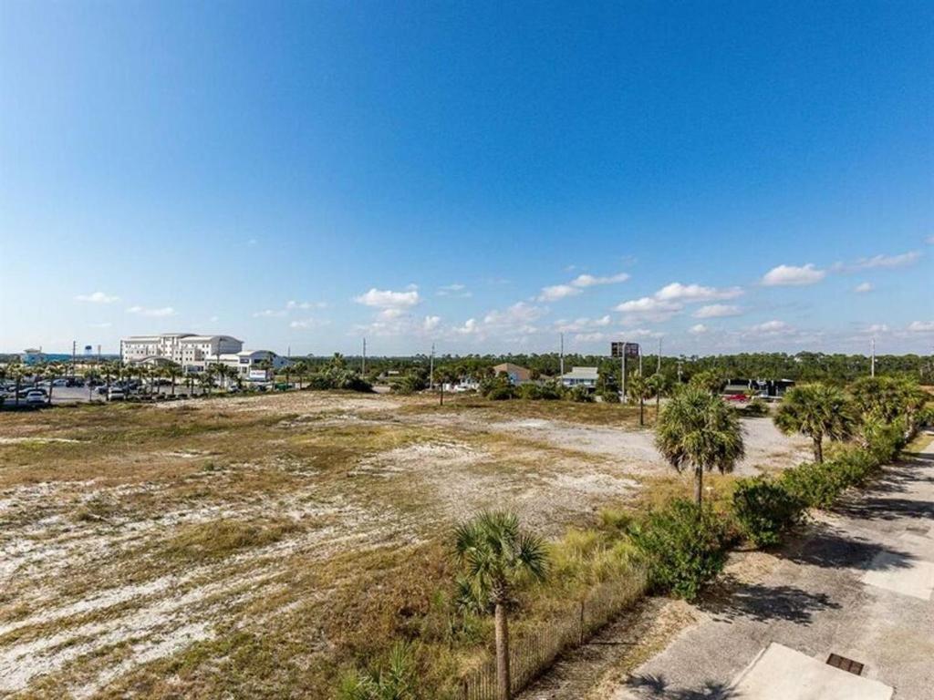 Sugar Beach Condominiums II (Gulf Shores)