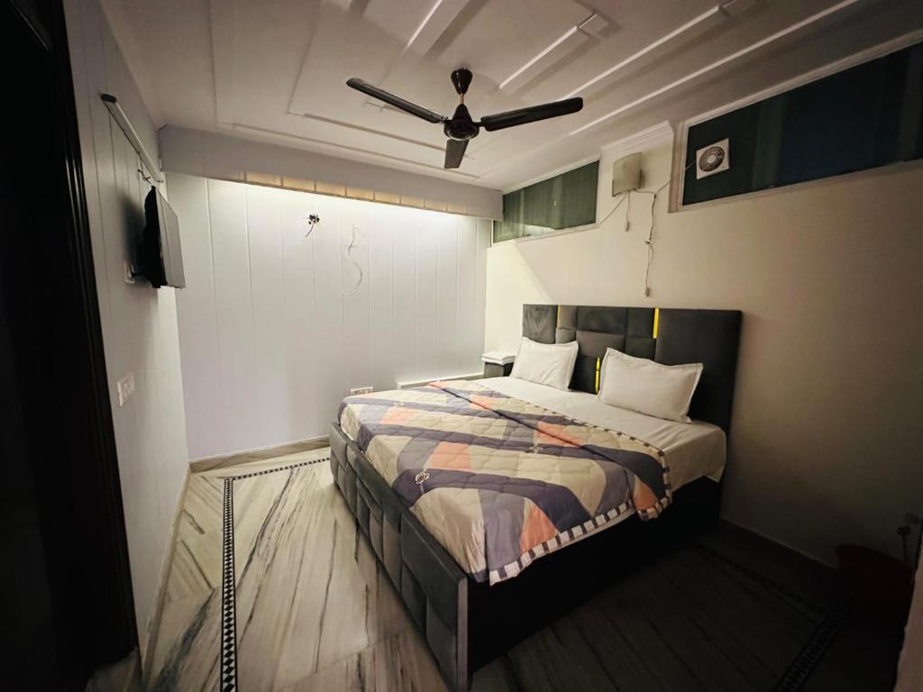 Star Home