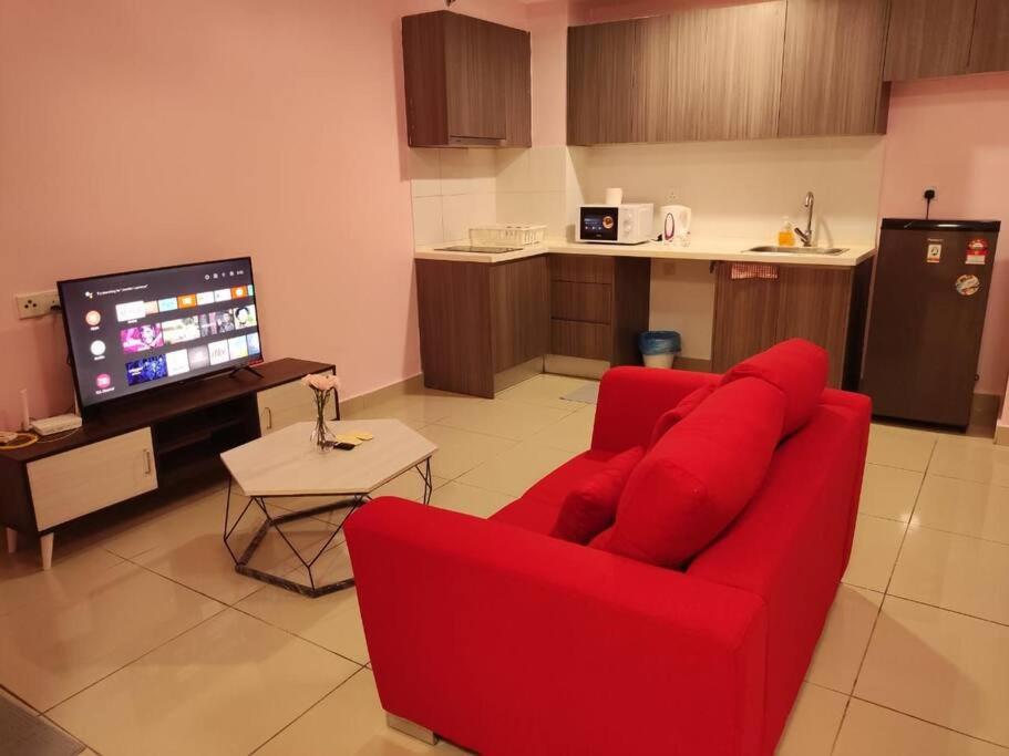 HB511- Cyberjaya-Wifi-Netflix-Parking