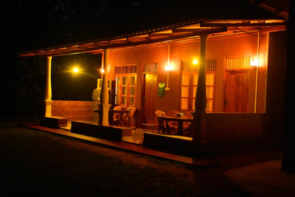 Leesa Villa Safari Resort