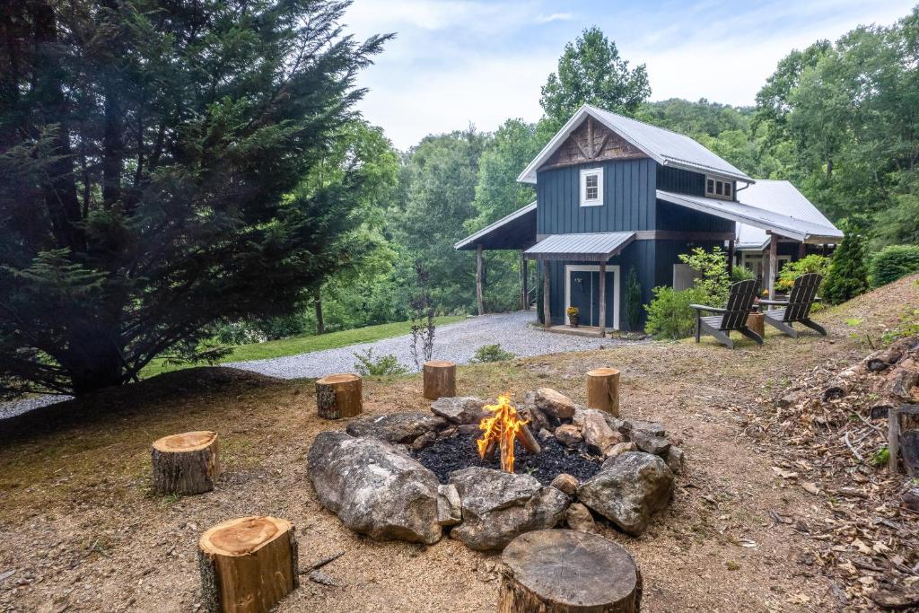 The Barn (Waynesville) 