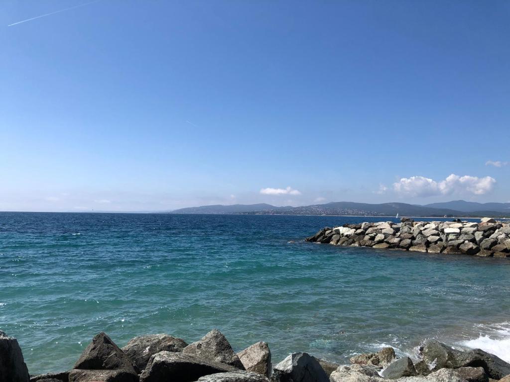 Saint-Raphaël : Appartement cosy à 10 minutes de la plage