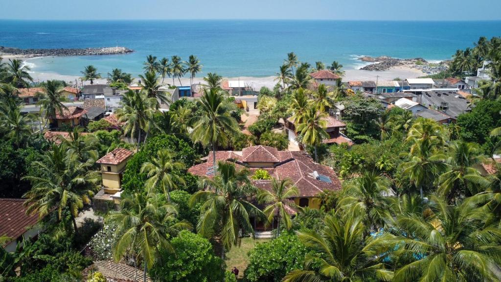 Jim's Beach Villas