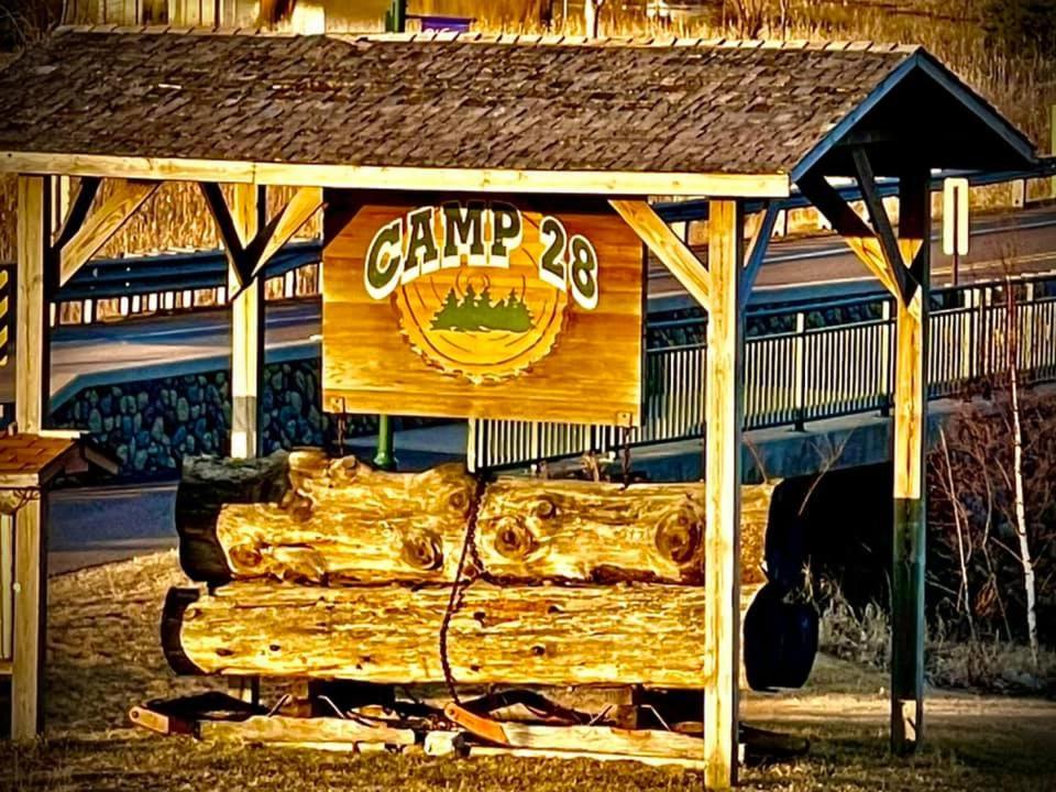 Camp 28 (Rib Lake)
