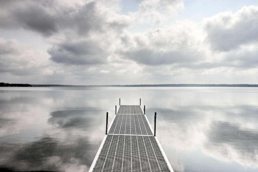 Relaxing Lakefront Retreat with Private Dock! (Park Rapids)