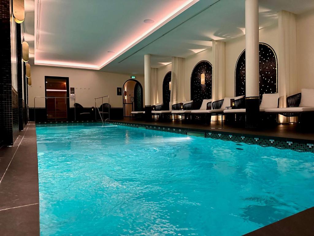 Best Western Plus Crystal