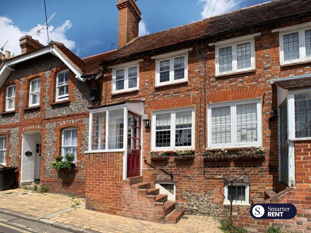 Henley-On-Thames - 2 Bedroom Cottage With Permit Parking Close By