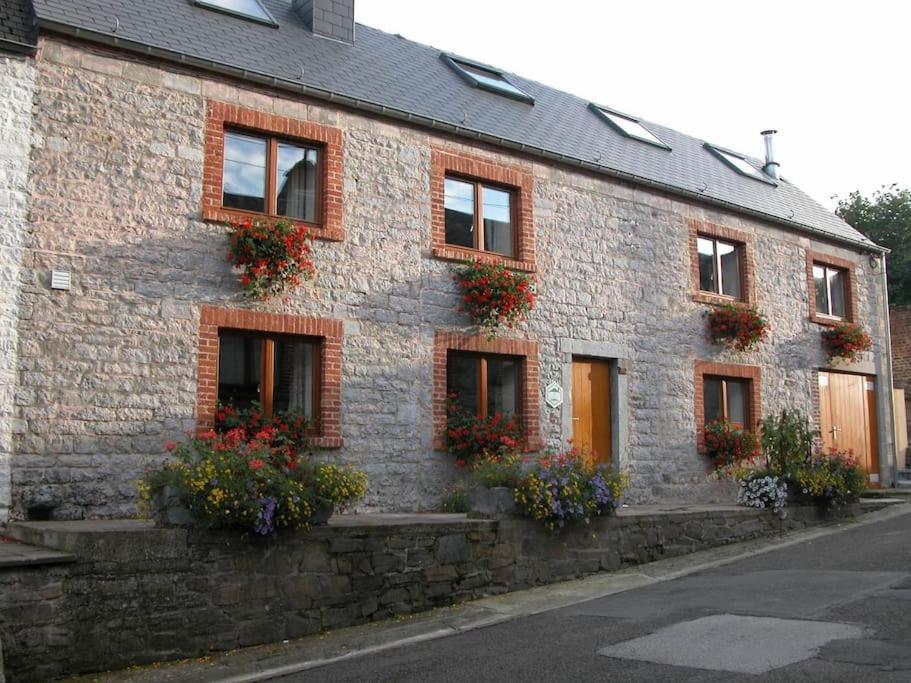 Maison de vacances familiale: le Petit Nid Mosan
