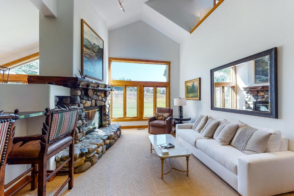 Legends Hideout (Sun Valley)