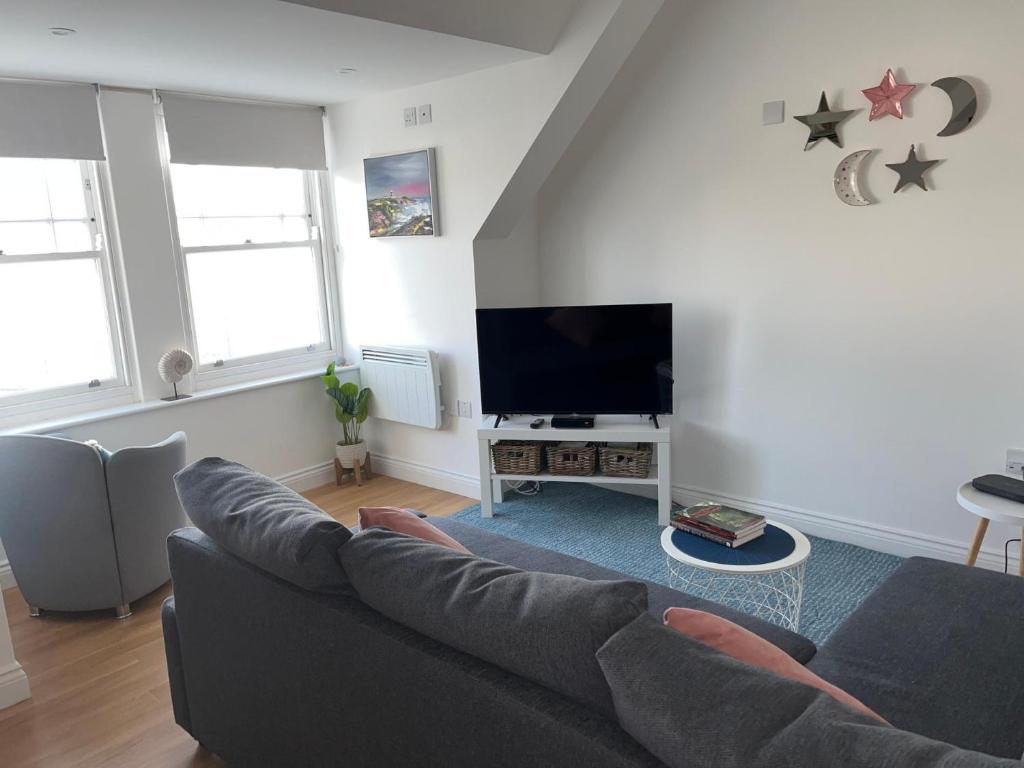 Apartment - Centre of Swanage Stunning Sea views