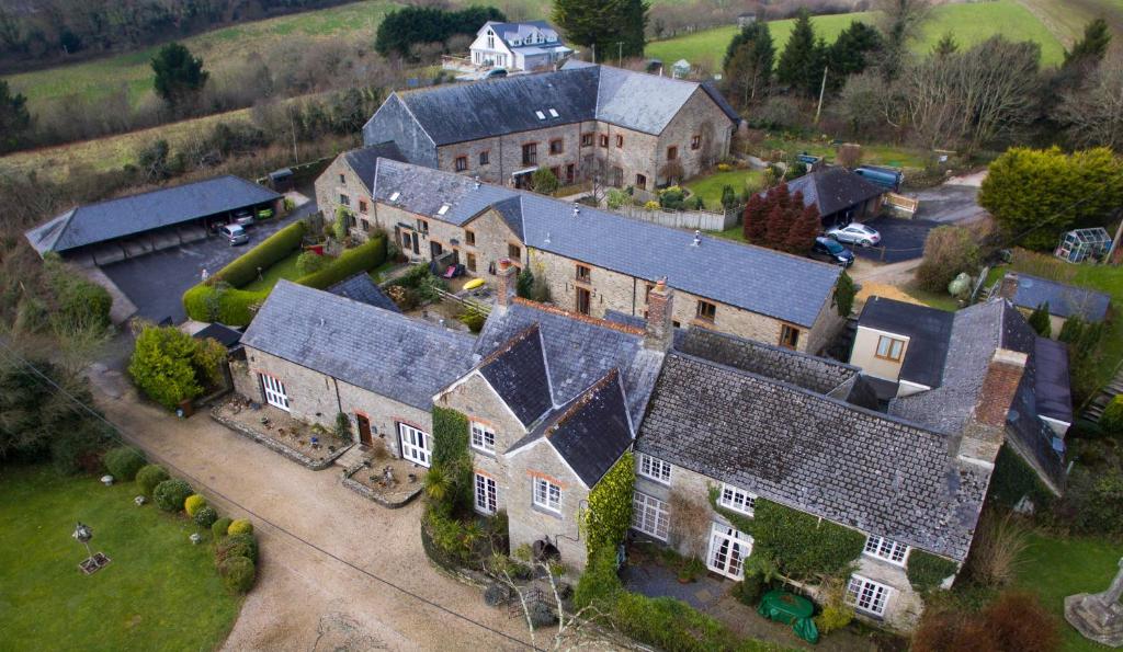 Court Barton Farm (Aveton Gifford)