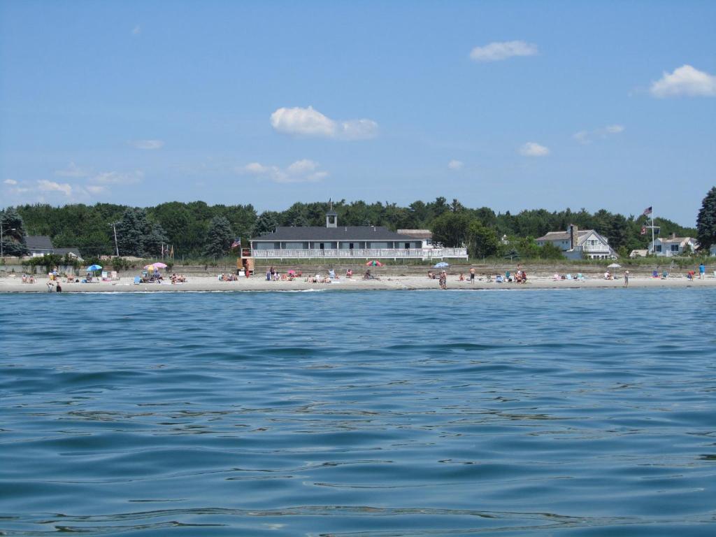 The Seaside Inn (Kennebunk Beach)