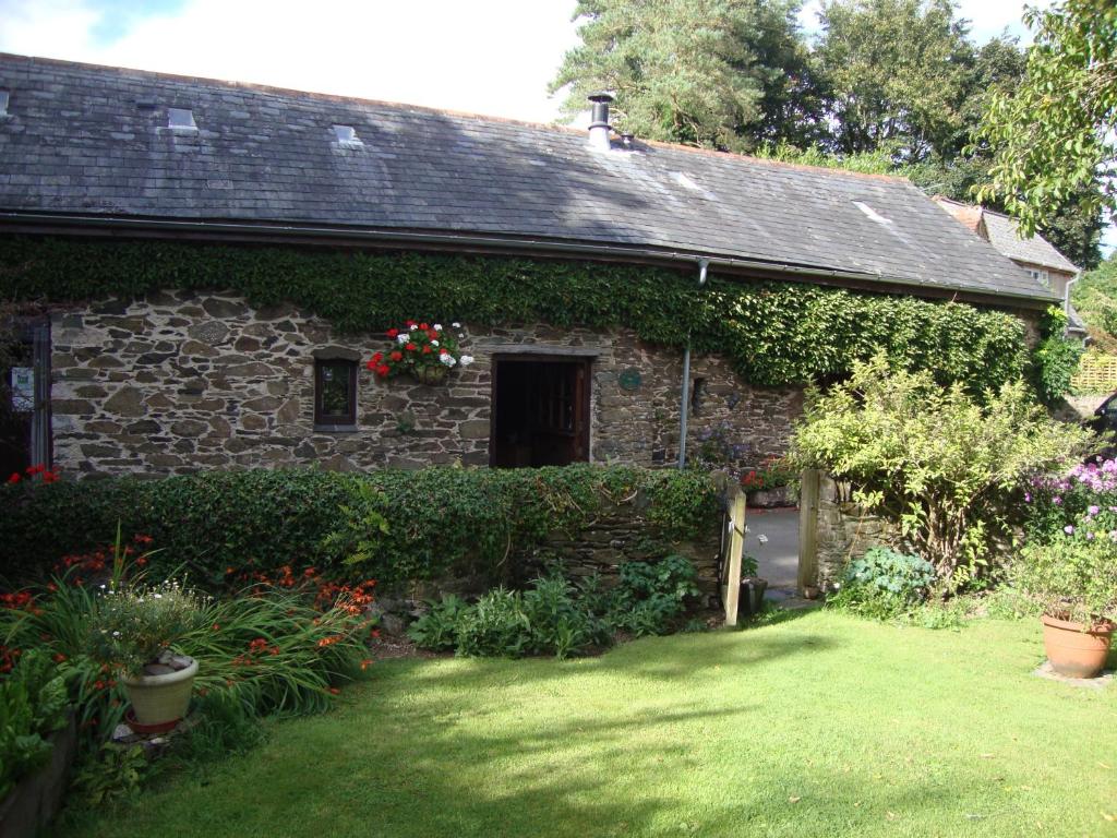 Church Barn (Harberton)