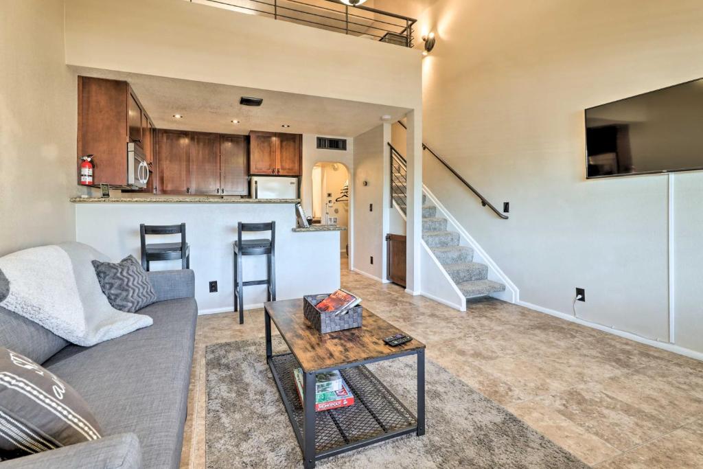 Scottsdale Loft Near Golf Course and Old Town!