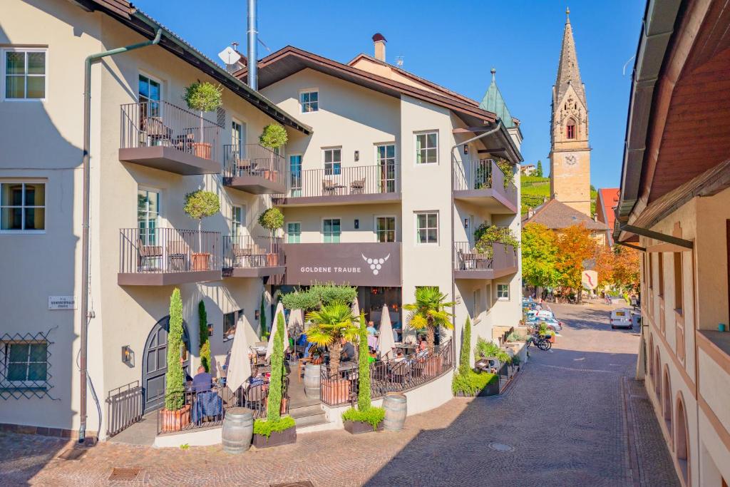 Hotel Goldene Traube (Termeno) 