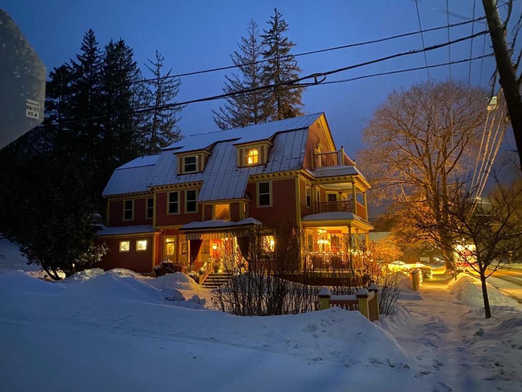 The Village Inn of Woodstock (Woodstock)