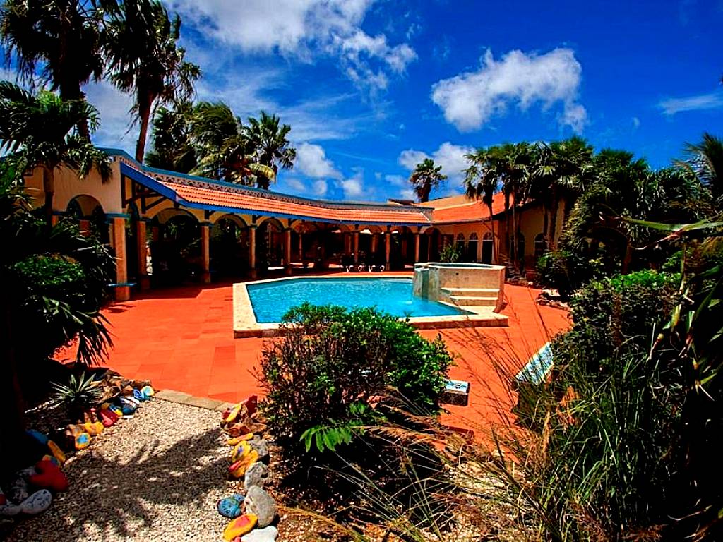 Goood Resort (Kralendijk)