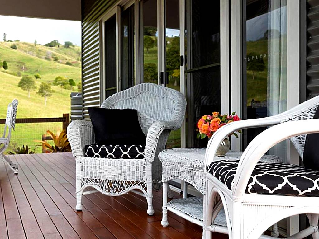 Country Mile Escape (Canungra)