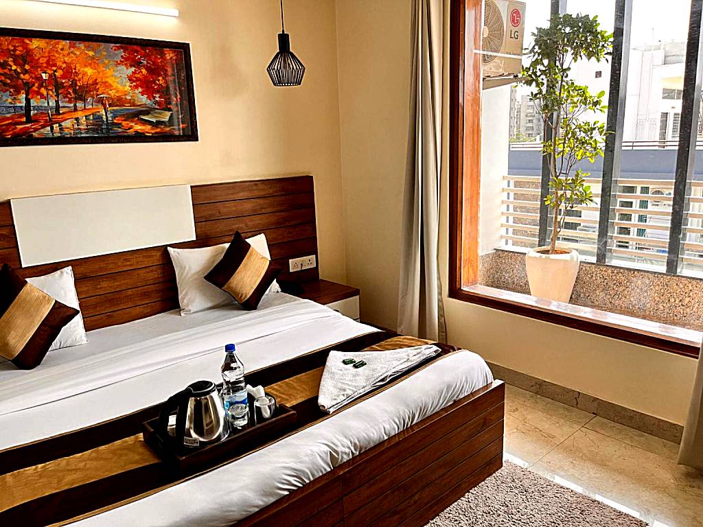 Maharaja Palace I Couple Friendly I Medanta Hospital I Gurgaon