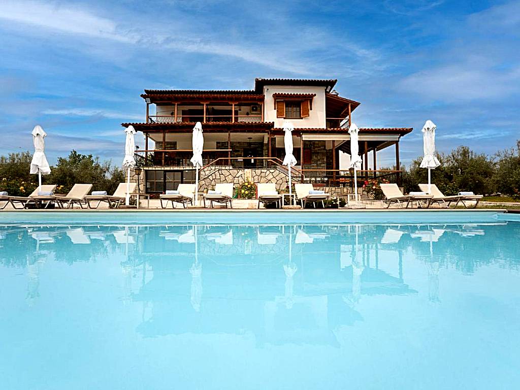 Kalisun Pool House by Georgalas (Nea Kalikratia)