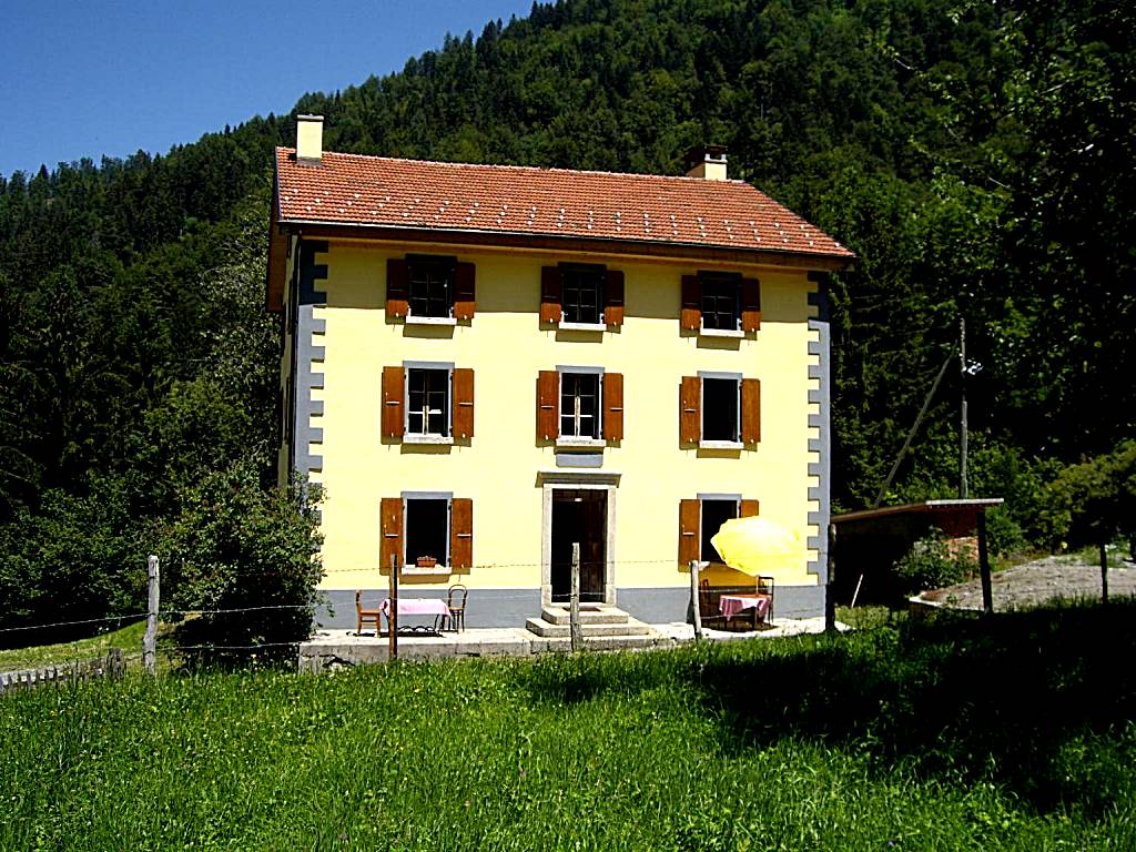 Heidi's Guesthouse (Frenières)