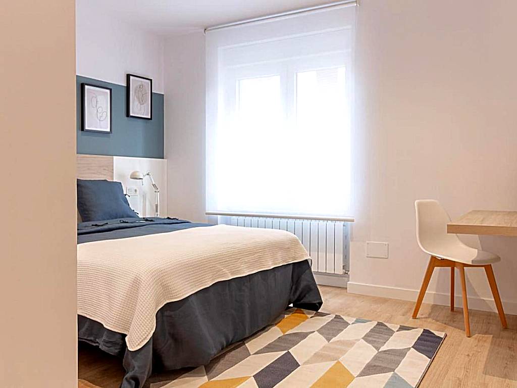 Room4You Oviedo by Asturias Holidays