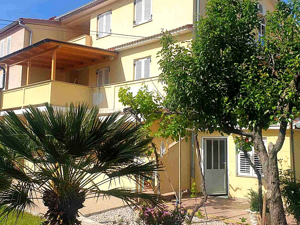 Apartments and Rooms Markovski