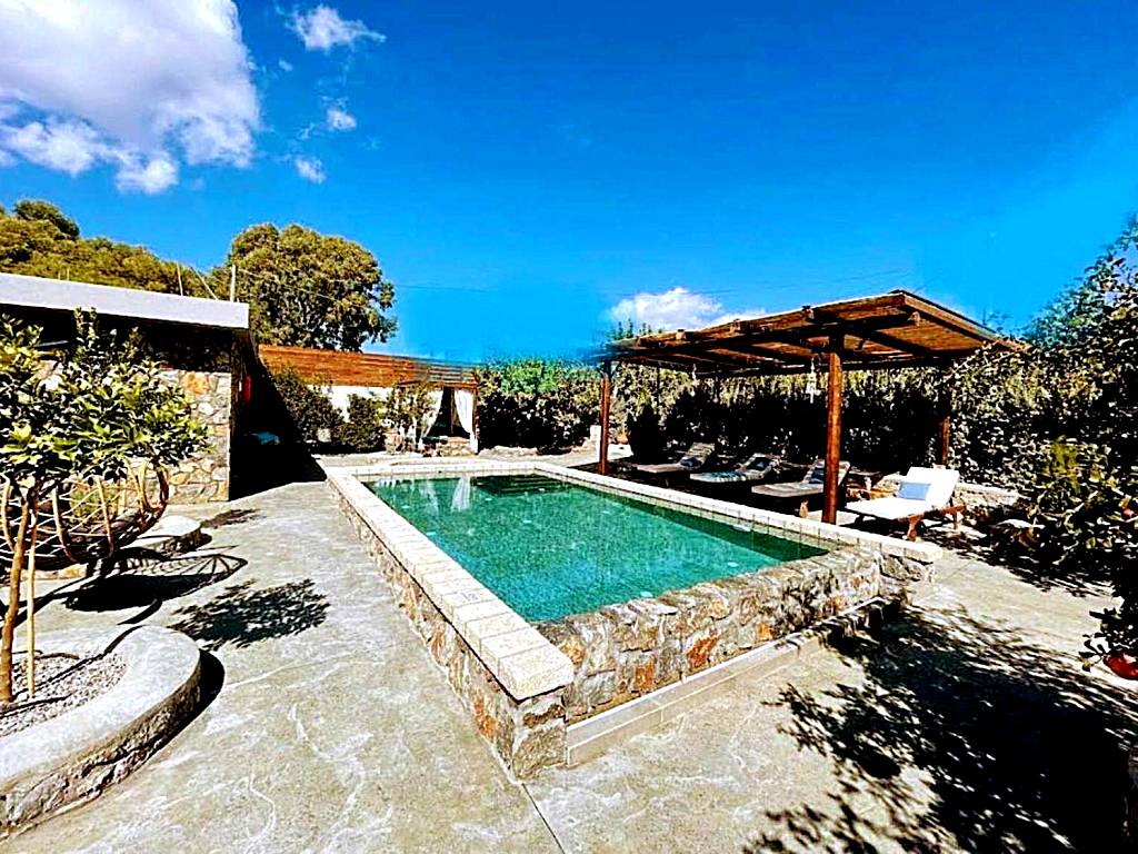 Aithonas Villa (Archangelos)