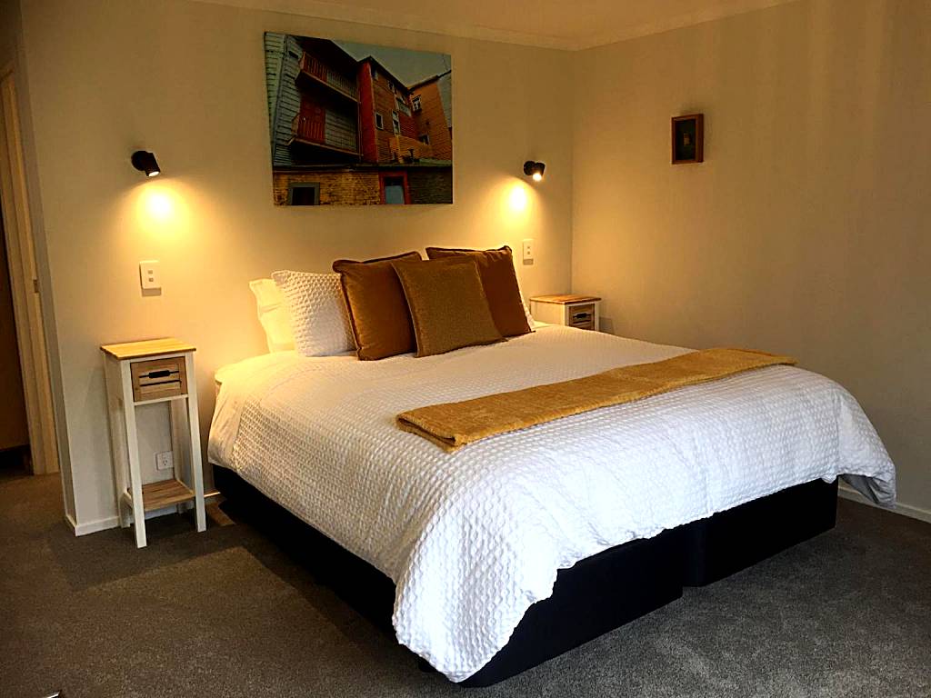 The Garden Room at Te Anau Country Accommodation