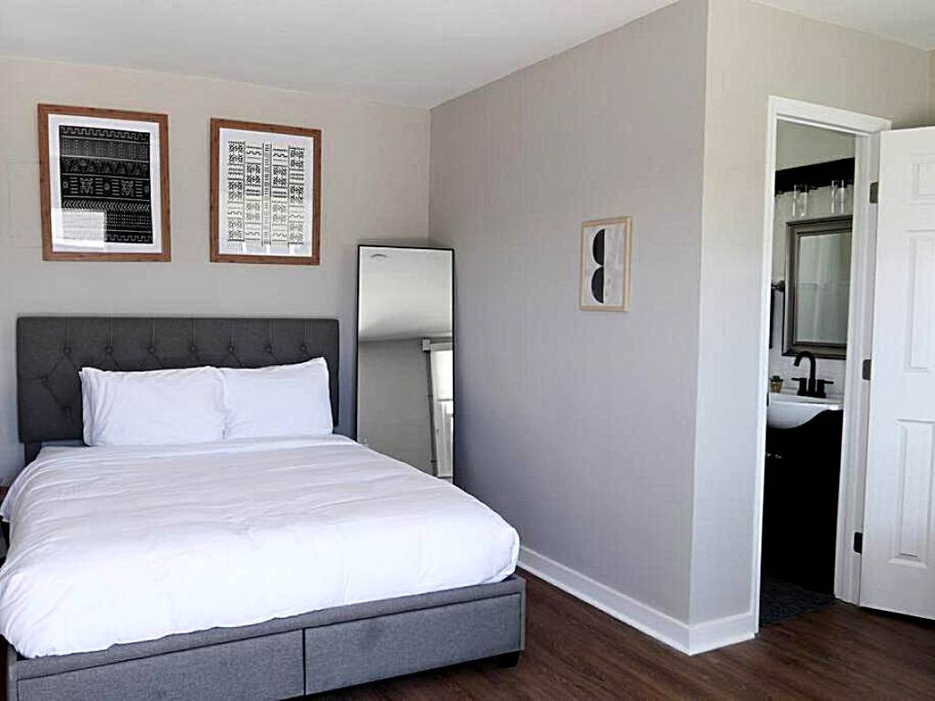 Sunny 1 BR 10 Mins to Nashville (Nashville)