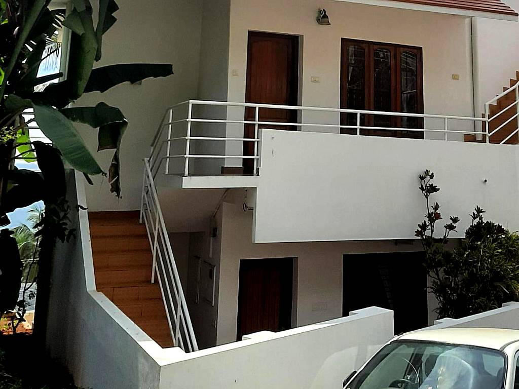 VARMA SEA VIEW VILLAS